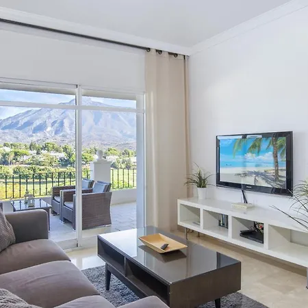 2 Bedroom Next To Porto Apartmán Marbella